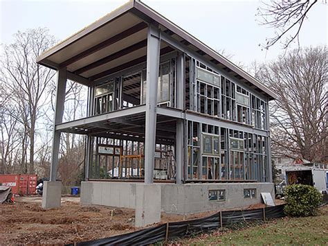 framing up house with metal|steel framing in residential homes.